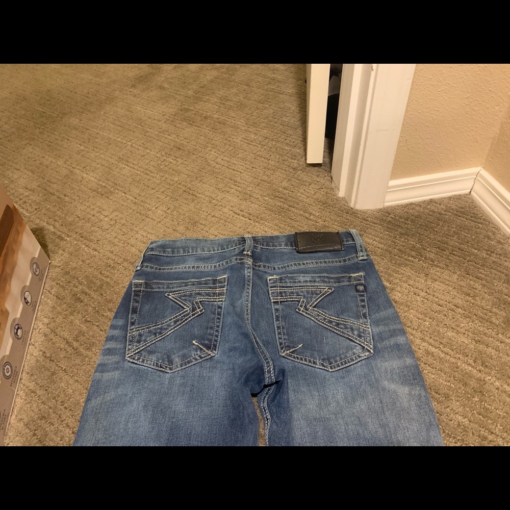 Men’s 29x30 straight legged pants - Picture 3 of 4